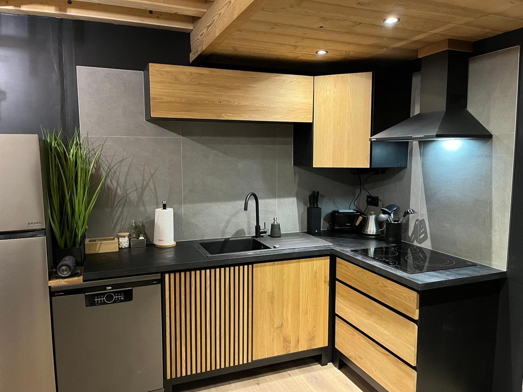 Le Chevran Apartment *